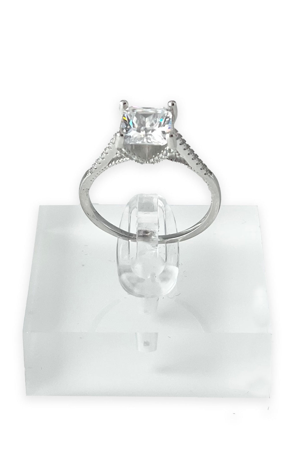 Undine Engagement Ring with Swarovski