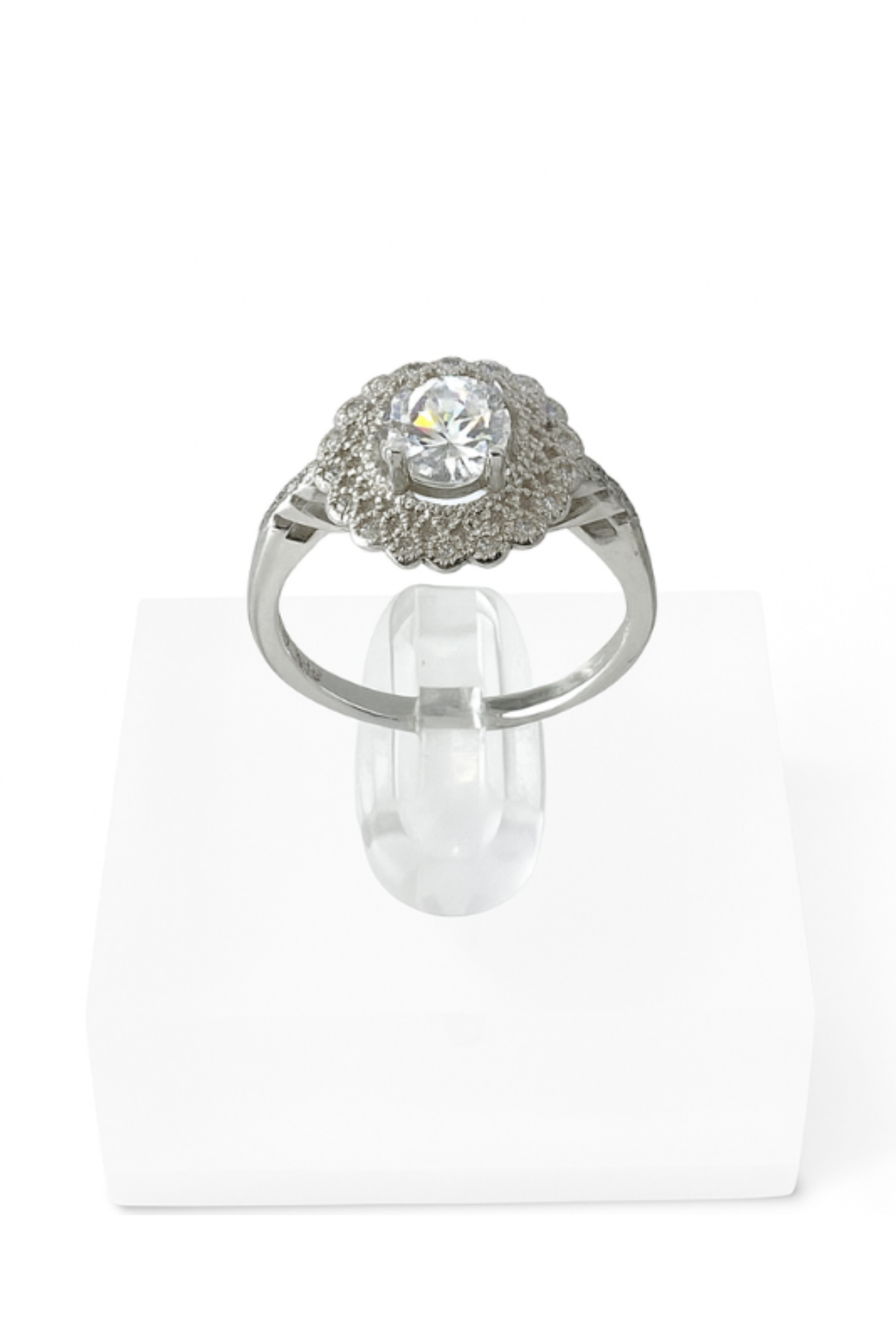 Renée Engagement Ring with Swarovski