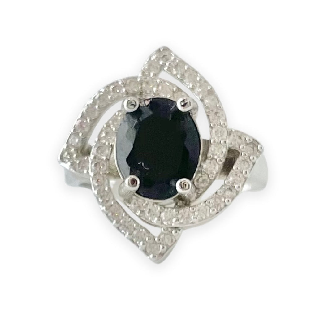 Hannelore Engagement Ring with Swarovski