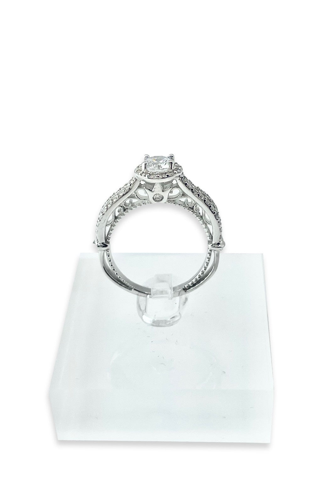 Avyelle Engagement Ring with Swarovski