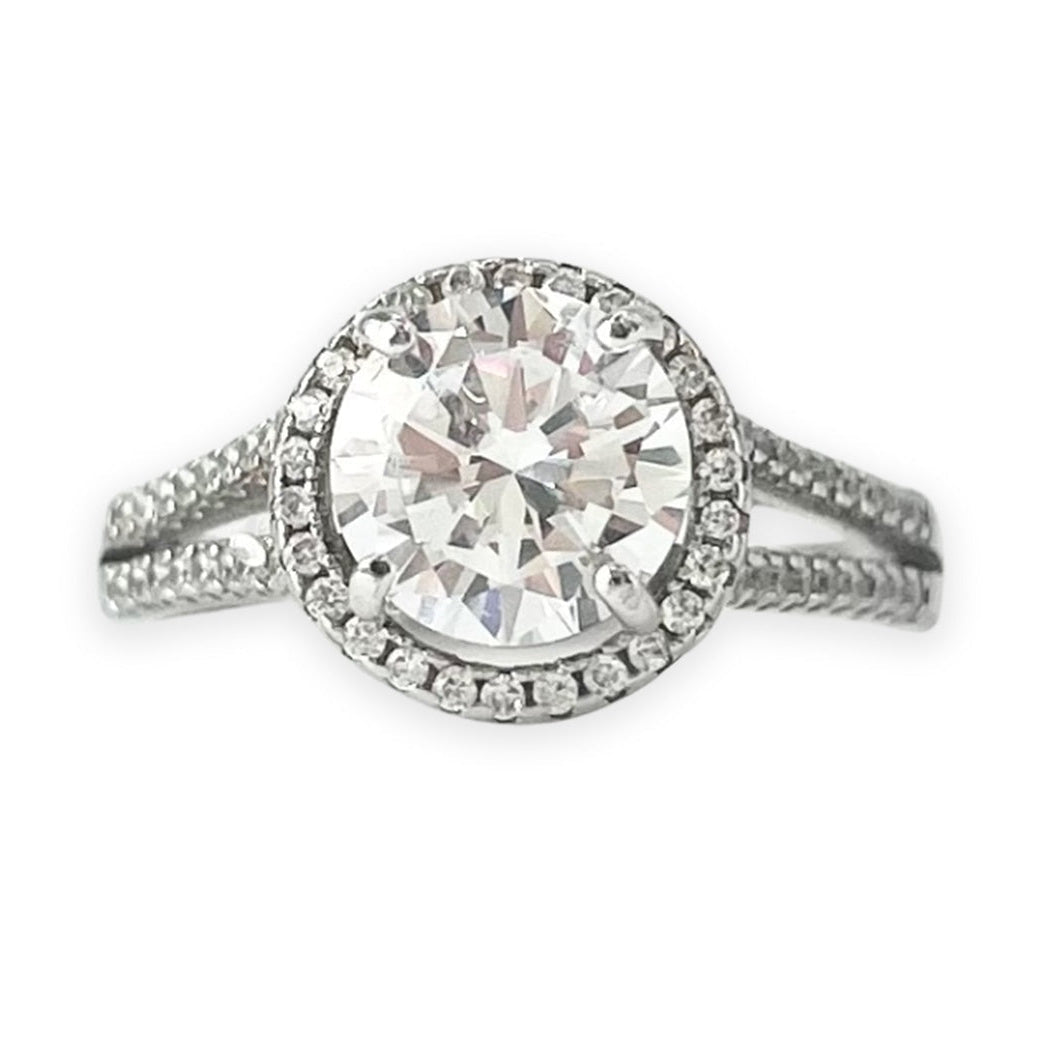 Lilou Engagement Ring with Swarovski