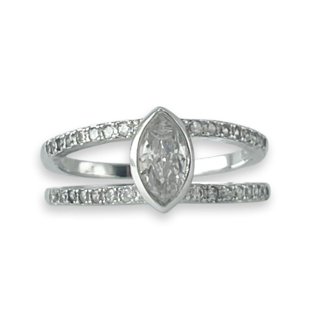 Aveline Engagement Ring with Swarovski