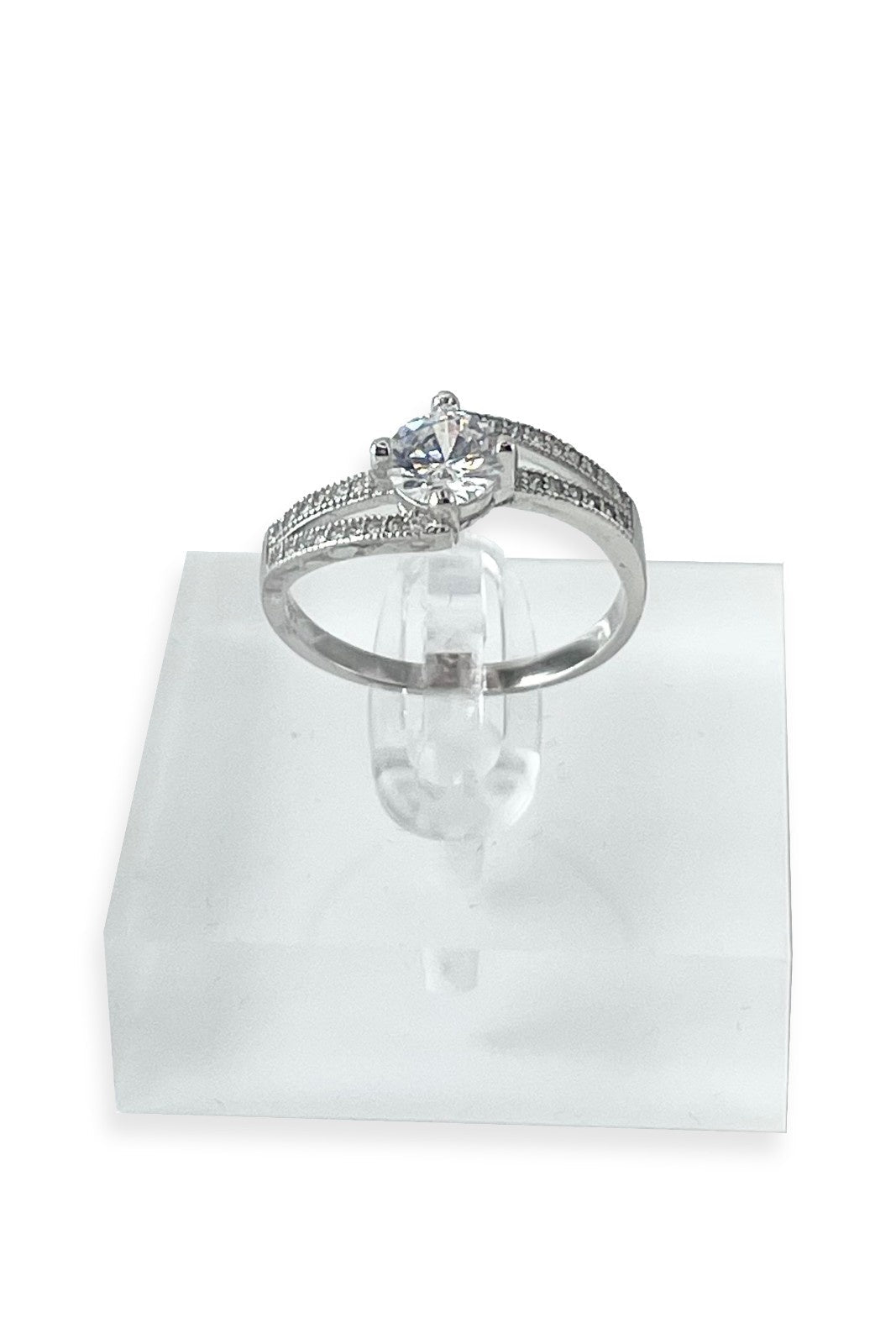 Nyx Engagement Ring with Swarovski