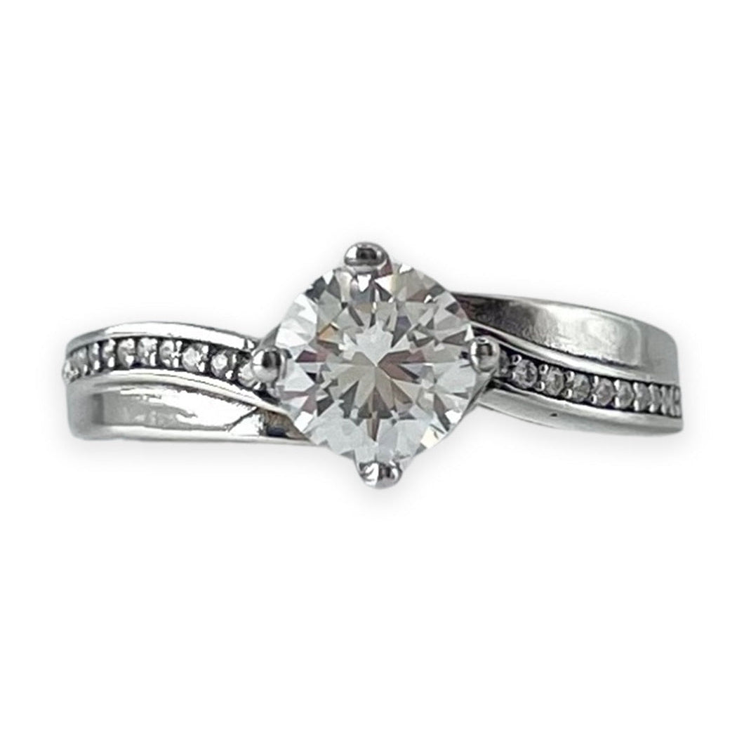 Amorette Engagement Ring with Swarovski