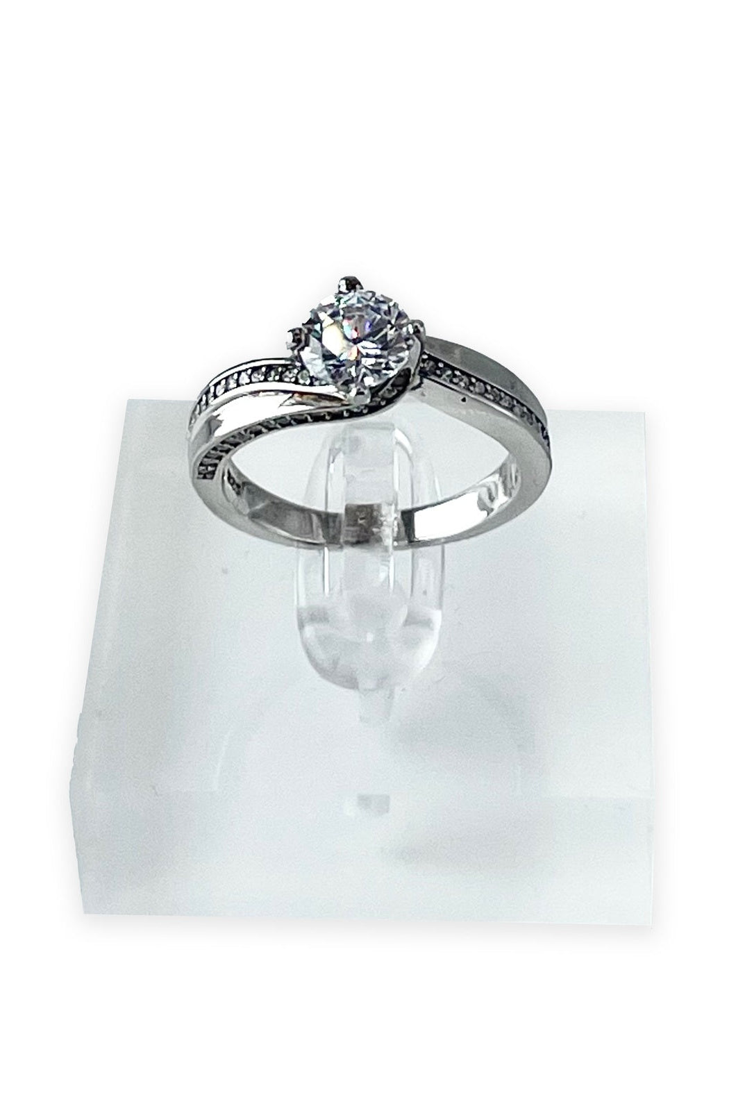 Amorette Engagement Ring with Swarovski