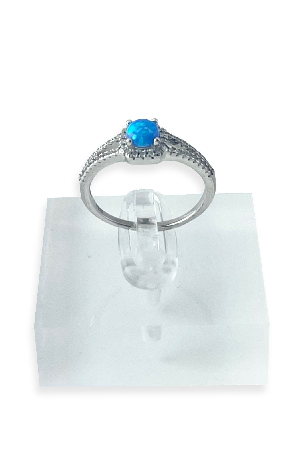 Runa Engagement Ring with Swarovski