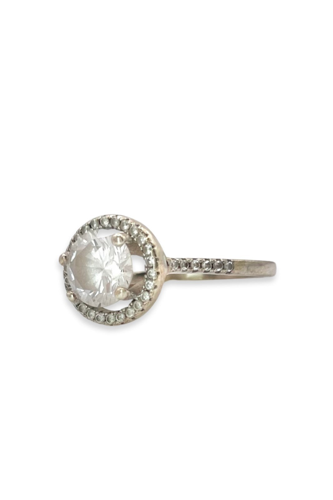 Zenyara Engagement Ring with Swarovski