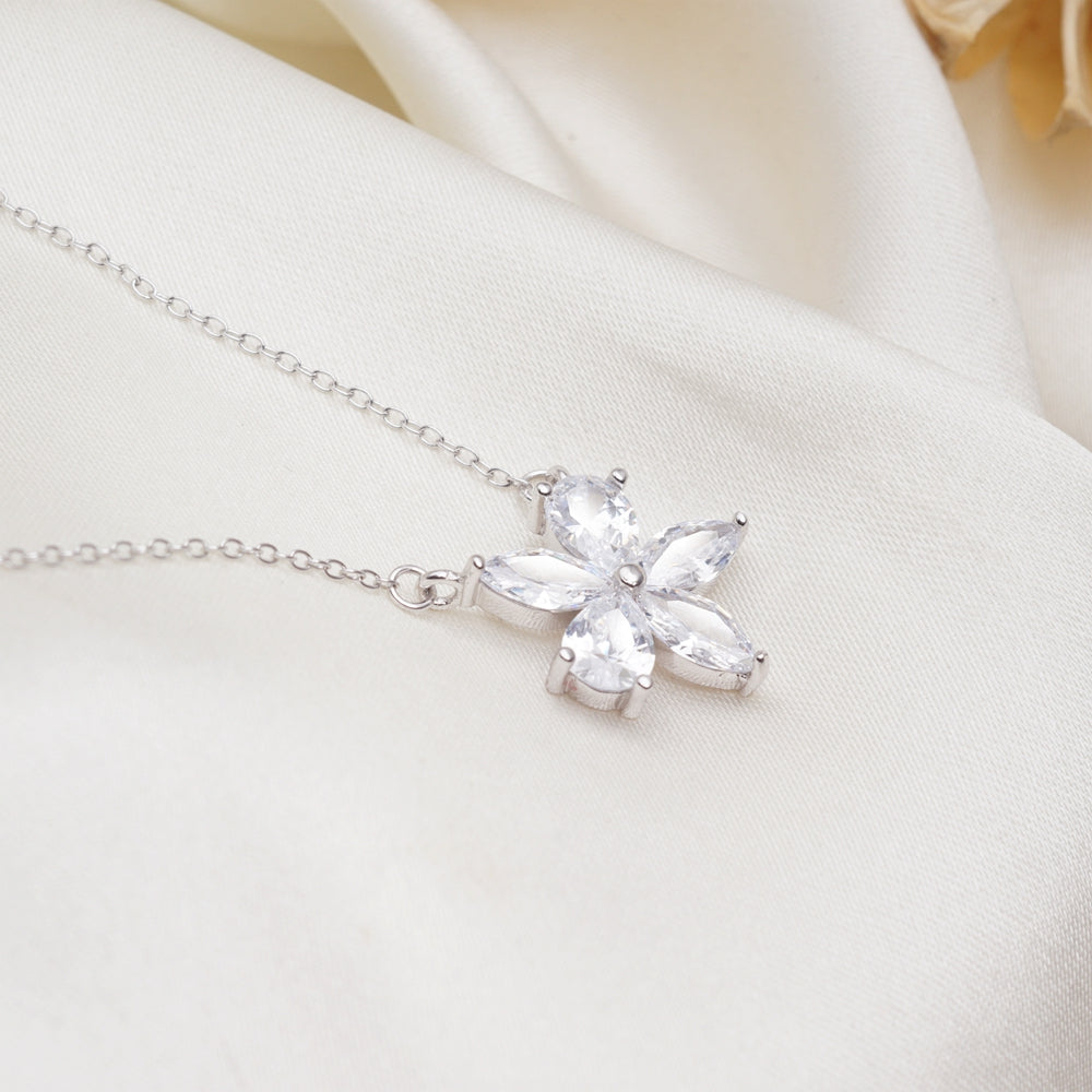 Giselle Flower Petal Necklace