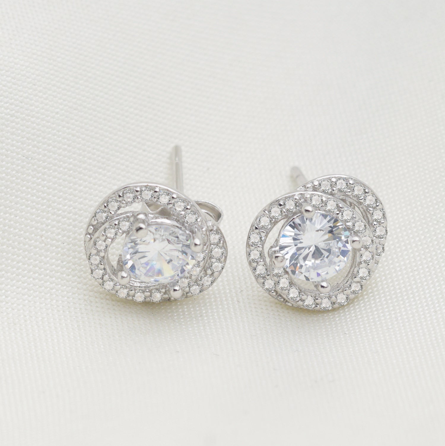 Angelina Earrings With Swarovski