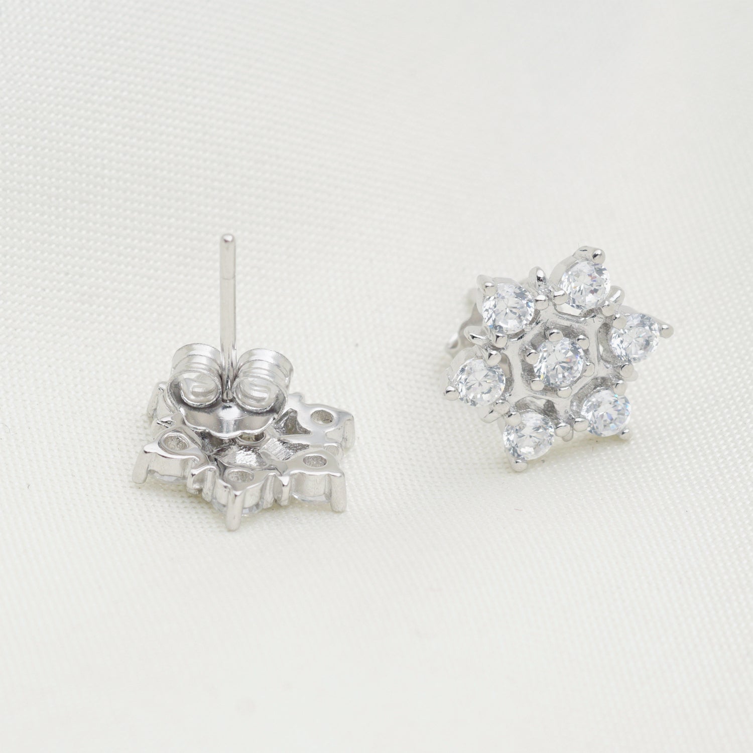 Delilah Earrings With Swarovski