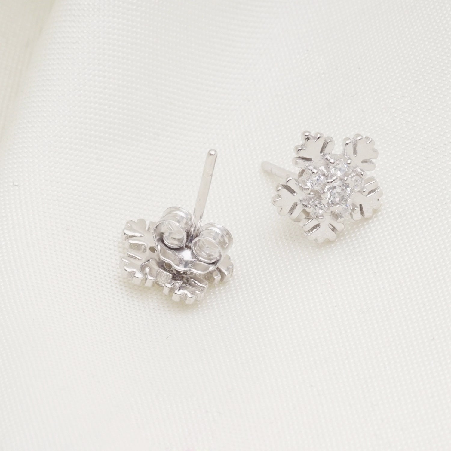 Elsa Earrings With Swarovski
