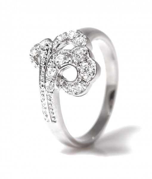 Dazzling Crystal Titanium Engagement Rings with Swarovski