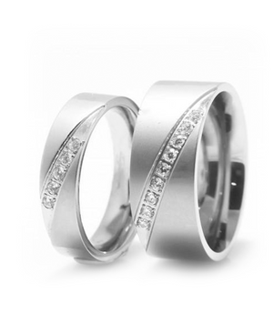 Chantelle Titanium Wedding Ring with Swarovski Crystals (Men)